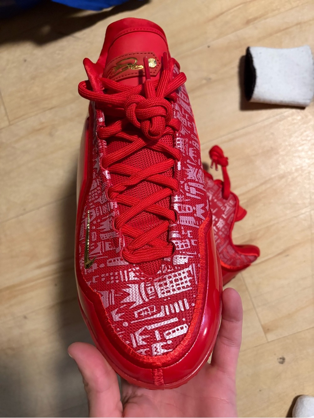 Lebron 23 - Picture 4 of 5